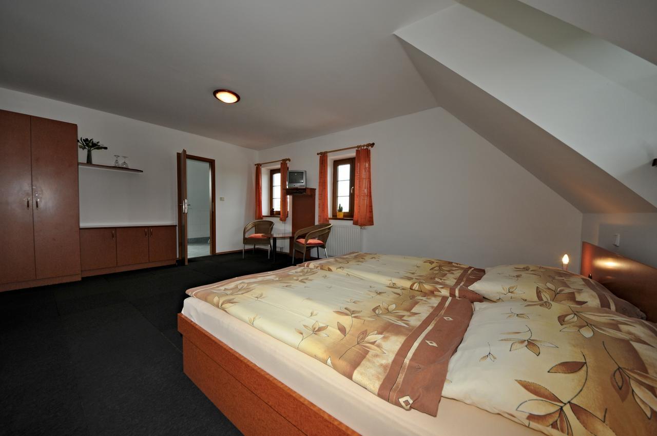 Penzion Praktik Krumlov Přísečná Kültér fotó